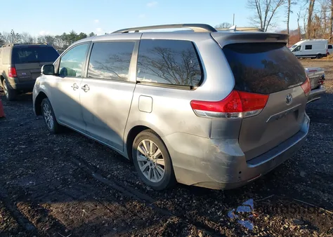 2011 Toyota Sienna Limited V6 from USA, damaged, VIN 5TDYK3DCXBS027354